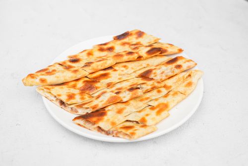 Kavurmalı Kaşarlı Kapalı Pide