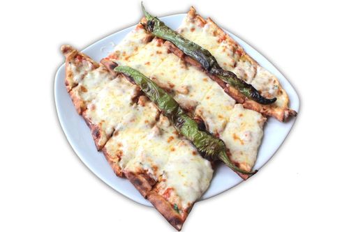 Tavuklu Kaşarlı Pide